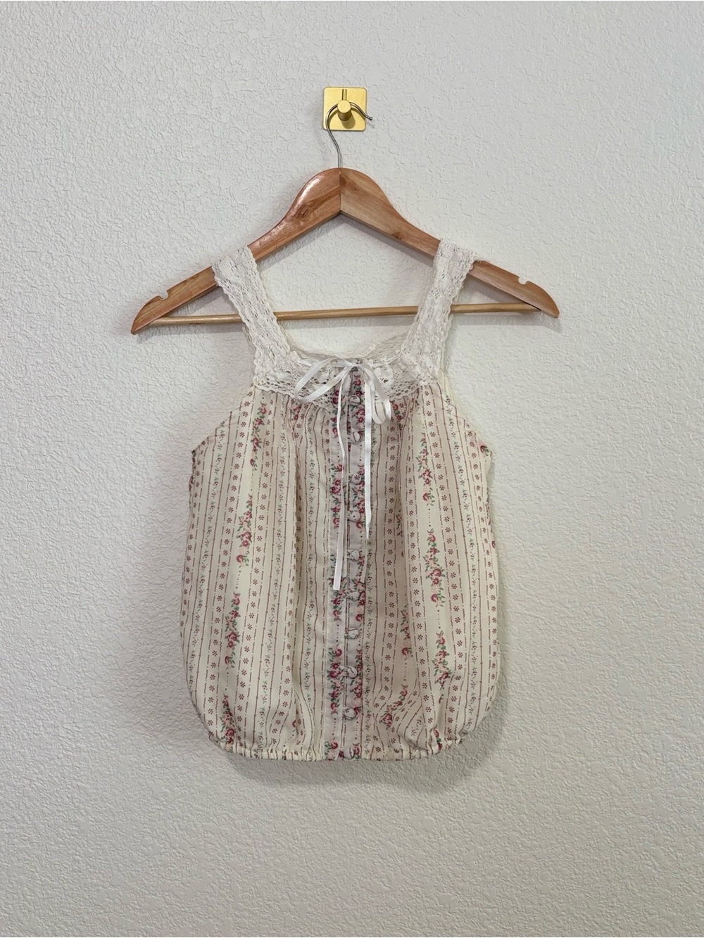 Lotus & Lavender Cottagecore Floral Lace Tank Top M Coquette Mori Girl